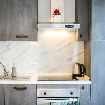 Milano 76 Apartmán *
